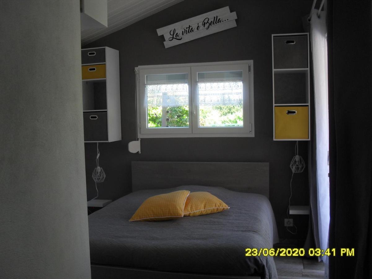 Maisonnette Neuve A La Campagne Urgosse Экстерьер фото